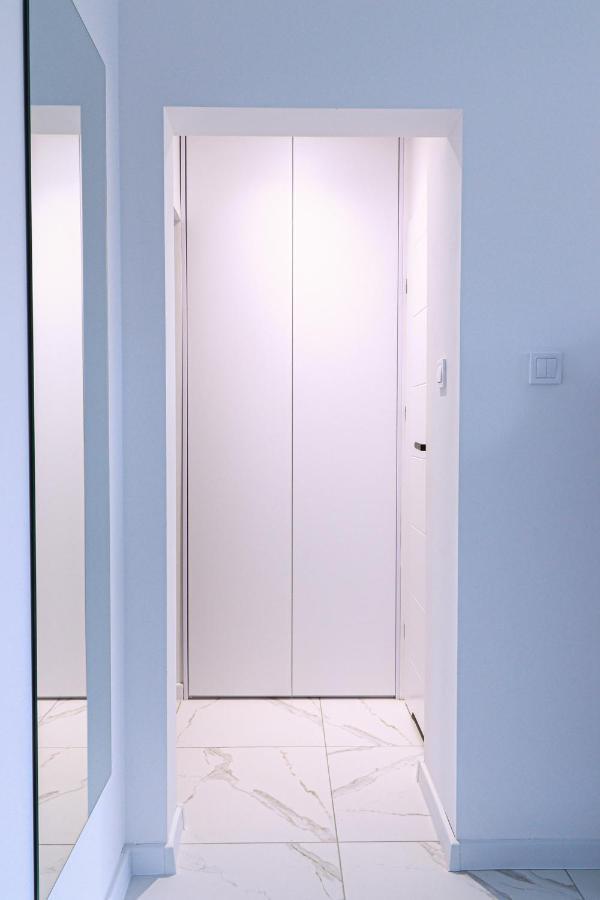 Sparrow Flat Old Town Apartment Тихи Екстер'єр фото