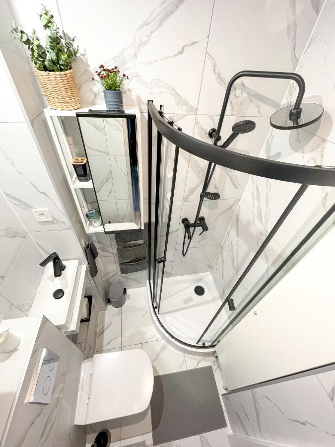 Sparrow Flat Old Town Apartment Тихи Екстер'єр фото